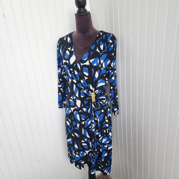 Calvin Klein Black and Blue Sheath Dress with V-Neck and 3/4 Sleeves - Picture 2 of 15